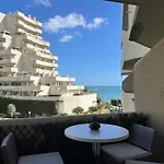 Benalbeach Ocean View Lejlighed *